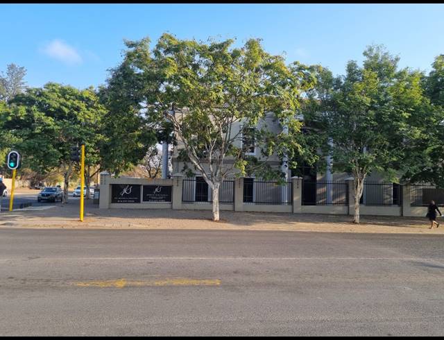 780M² BUSINESS FOR SALE IN BO-DORP